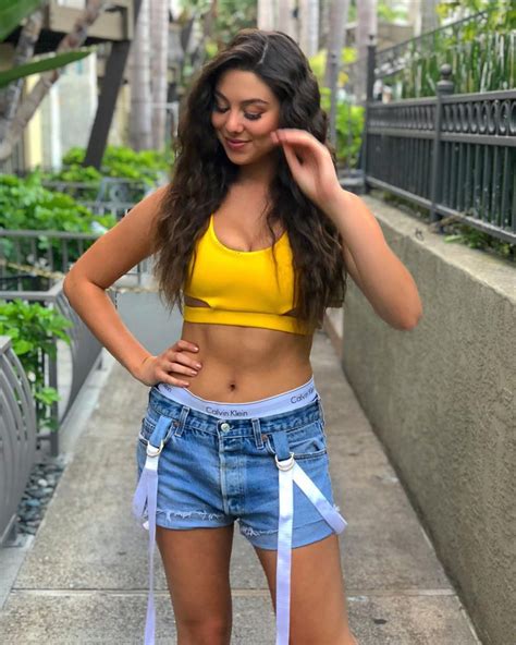 kira korasin|kira kosarin body.